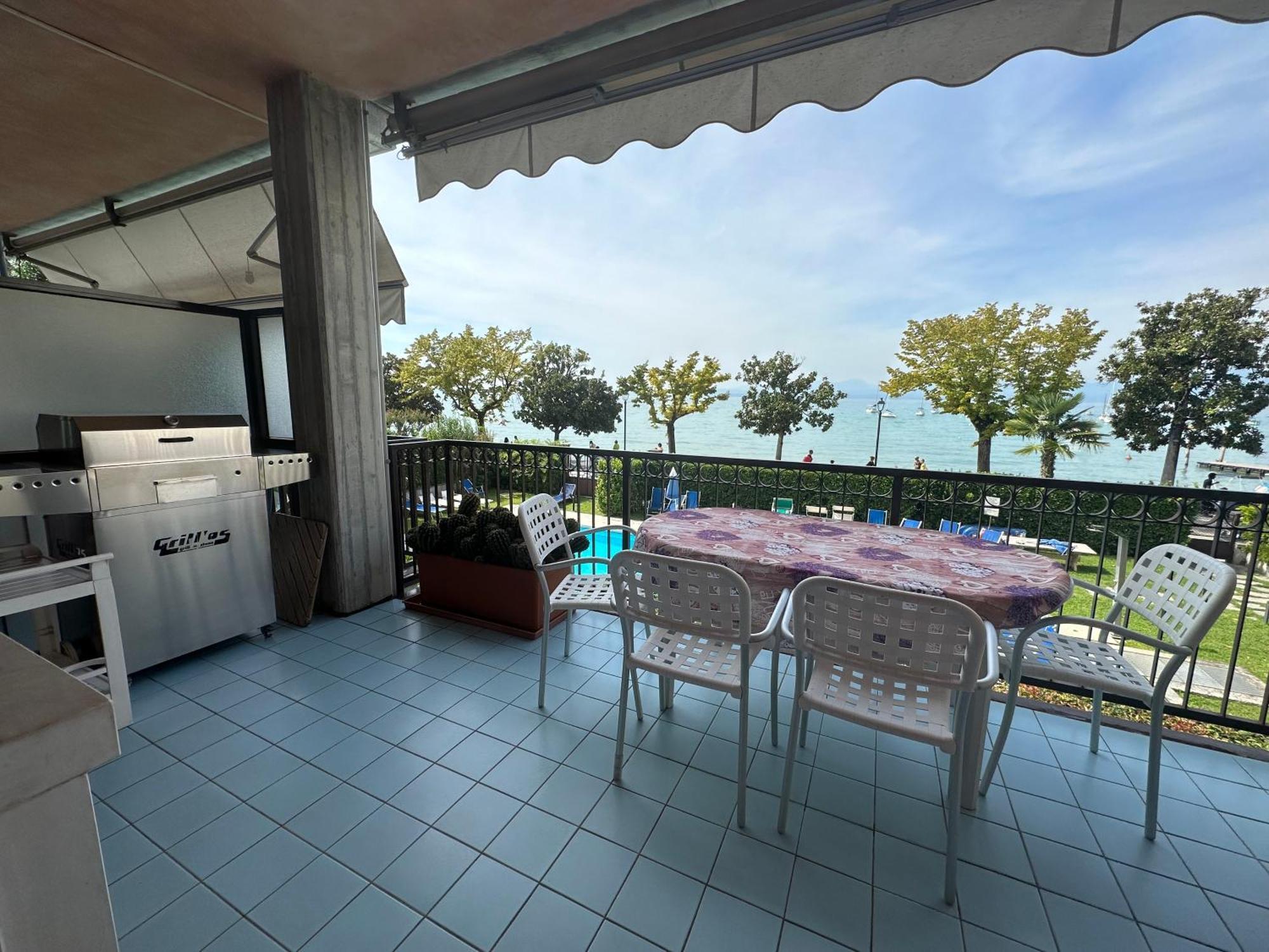 Apartments Rainer - Front Lake Bardolino Extérieur photo